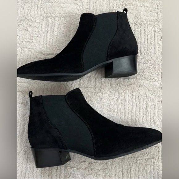 Aquatalia Falco Suede Chelsea Boot - Size 10 - Picture 1 of 5